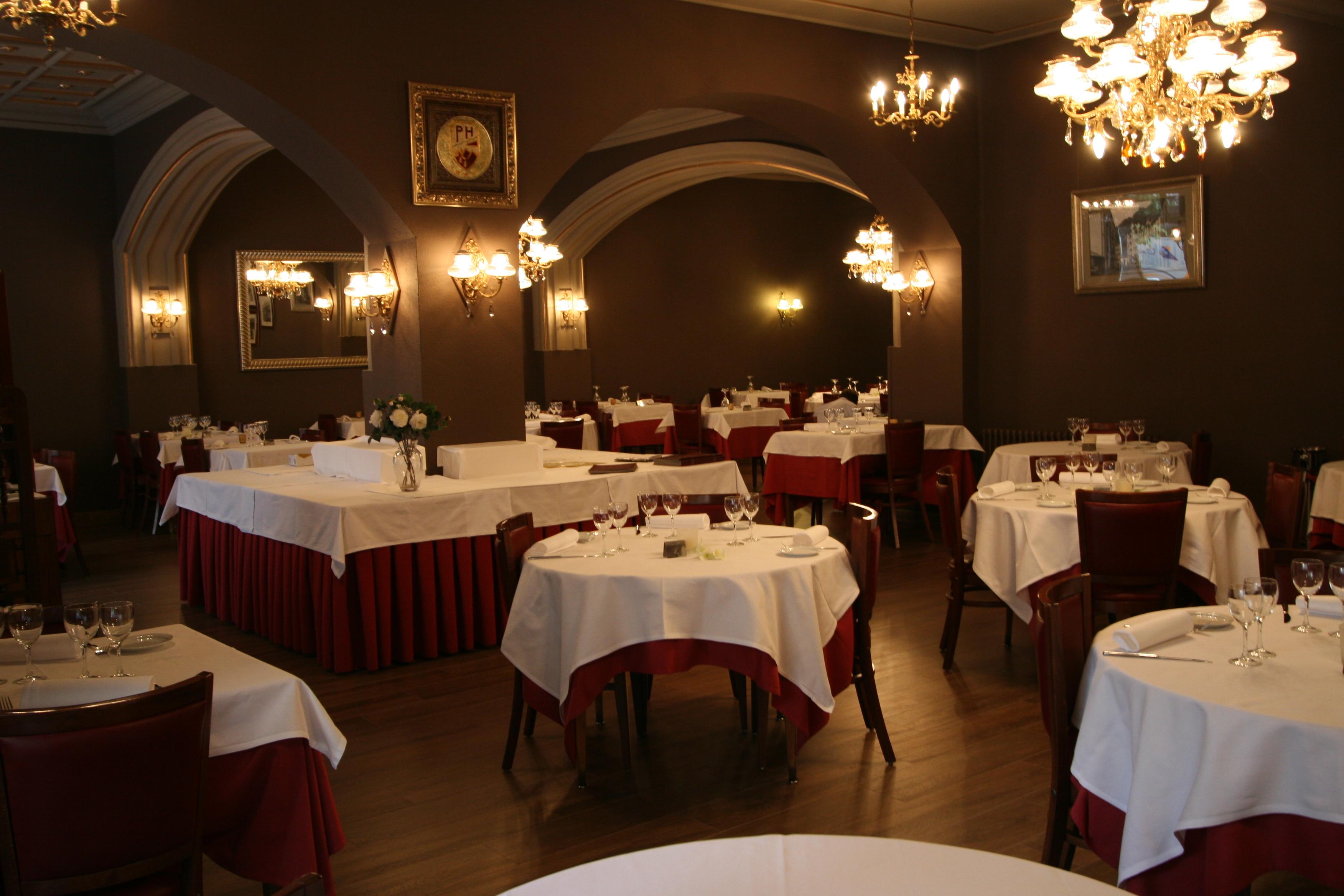 אנדורה לה ולה Hotel Pyrenees מסעדה תמונה